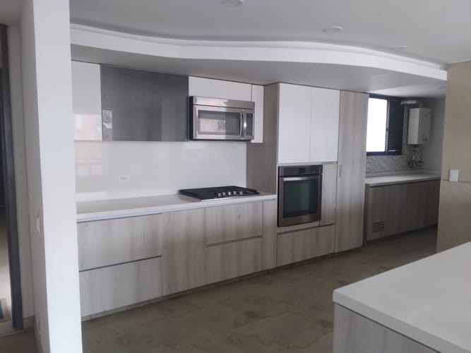 Apartamento de 4 alcobas en venta en Alhambra, Bogotá, 194 m² · foto 6 de 21