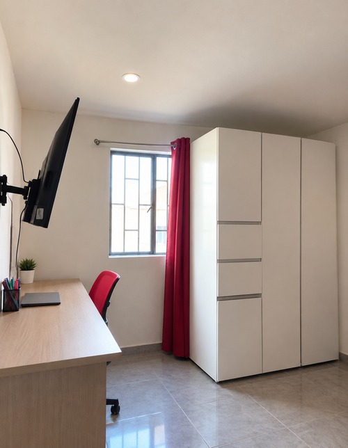 Casa de 8 alcobas en venta en Lago Timiza, Bogotá, 239 m² · foto 7 de 8
