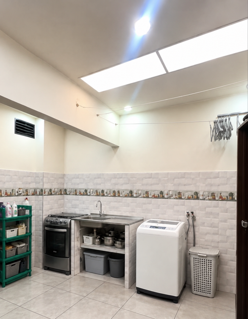 Casa de 8 alcobas en venta en Lago Timiza, Bogotá, 239 m² · foto 8 de 8