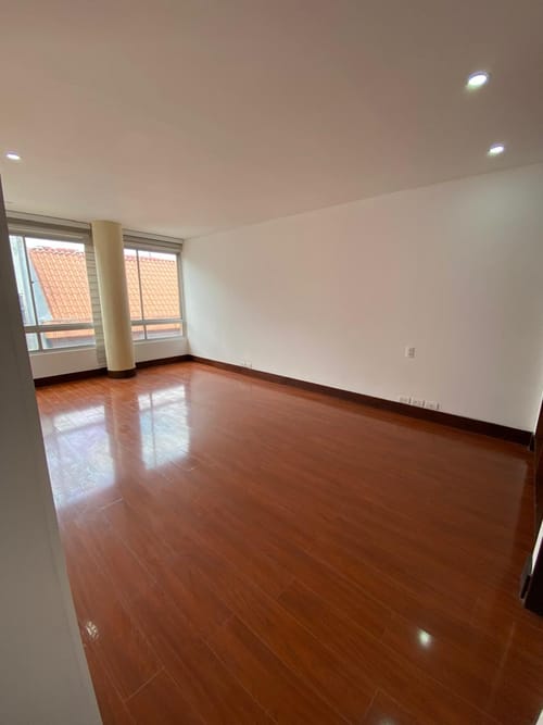 Apartamento de 3 alcobas en venta en Chicó Alto, Bogotá, 390 m² · foto 4 de 20