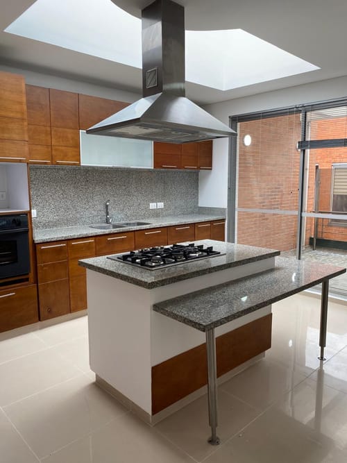 Apartamento de 3 alcobas en venta en Chicó Alto, Bogotá, 390 m² · foto 7 de 20