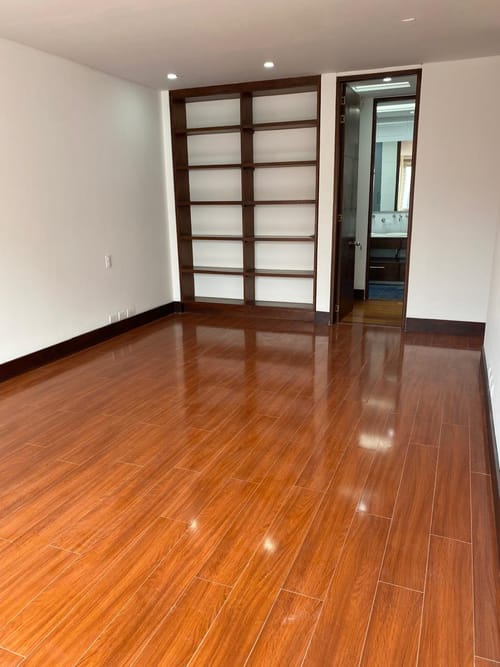 Apartamento de 3 alcobas en venta en Chicó Alto, Bogotá, 390 m² · foto 18 de 20