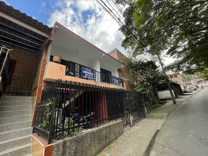 Apartamento de 2 alcobas en arriendo en Menga, Cali, 70 m² · foto 2 de 24