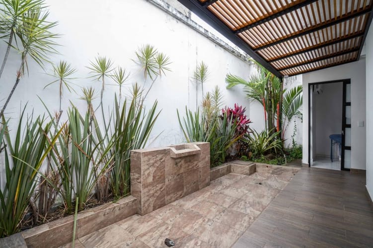 Casa de 7 alcobas en arriendo en Ciudad Jardin, Cali, 480 m² · foto 16 de 16
