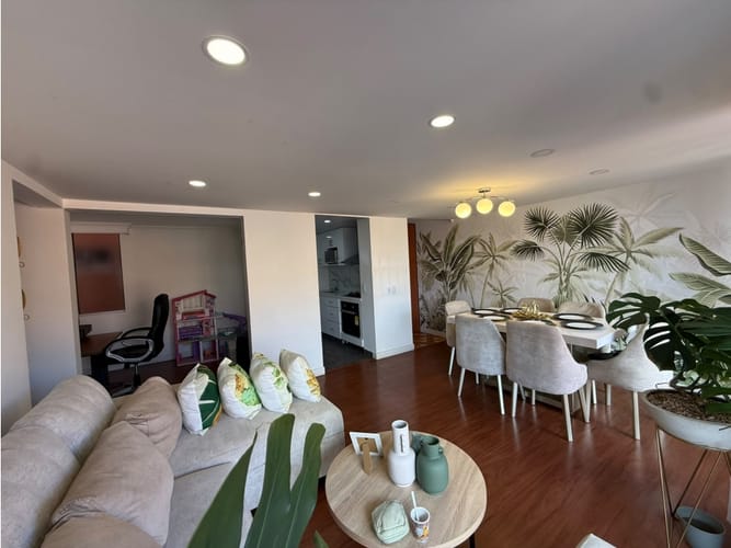 Apartamento de 3 alcobas en venta en Engativá, Bogotá, 88 m² · foto 2 de 23