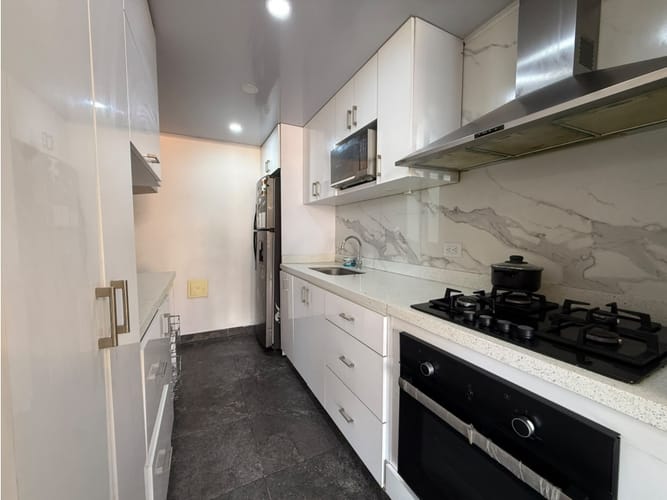 Apartamento de 3 alcobas en venta en Engativá, Bogotá, 88 m² · foto 7 de 23
