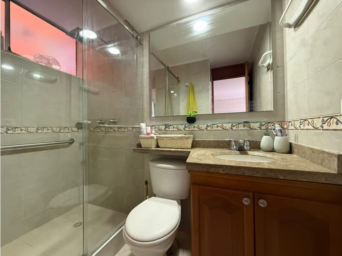 Apartamento de 3 alcobas en venta en Engativá, Bogotá, 88 m² · foto 11 de 23