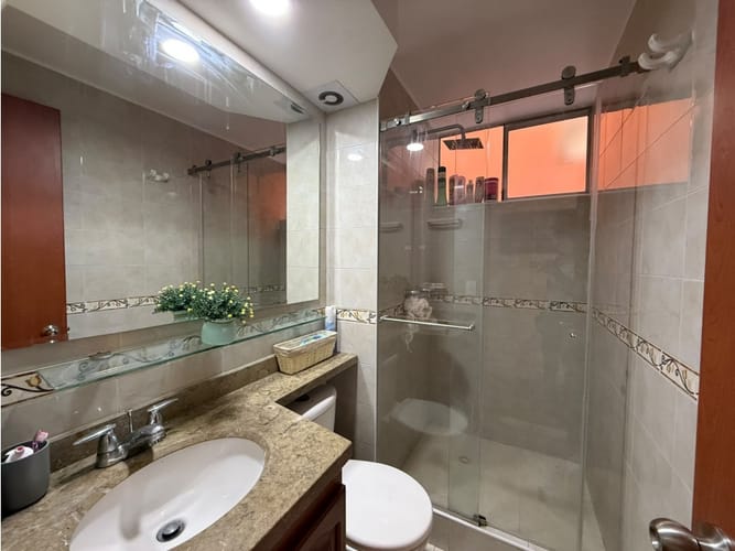Apartamento de 3 alcobas en venta en Engativá, Bogotá, 88 m² · foto 17 de 23