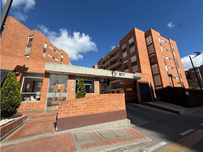 Apartamento de 3 alcobas en venta en Engativá, Bogotá, 88 m² · foto 20 de 23