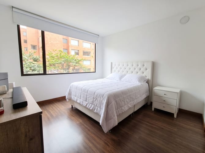 Apartamento de 2 alcobas en venta en Rincon Del Chico, Bogotá, 89 m² · foto 6 de 8