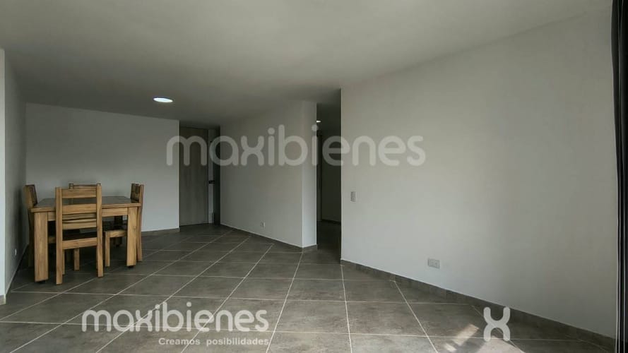 Apartamento de 3 alcobas en arriendo en Prados De Sabaneta, Sabaneta, 87 m² · foto 4 de 19