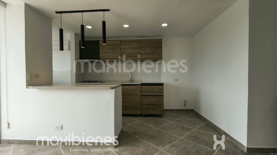 Apartamento de 3 alcobas en arriendo en Prados De Sabaneta, Sabaneta, 87 m² · foto 7 de 19