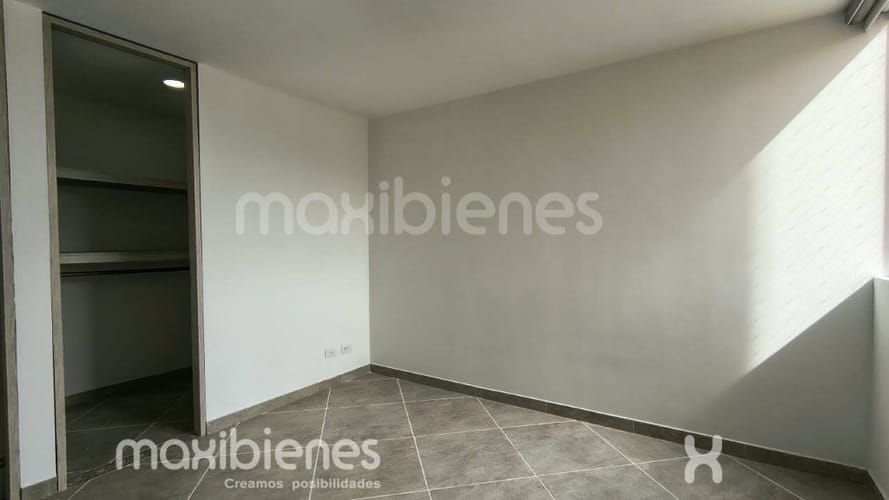 Apartamento de 3 alcobas en arriendo en Prados De Sabaneta, Sabaneta, 87 m² · foto 15 de 19