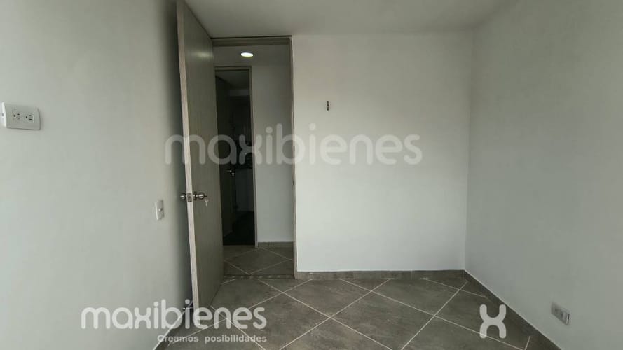 Apartamento de 3 alcobas en arriendo en Prados De Sabaneta, Sabaneta, 87 m² · foto 16 de 19