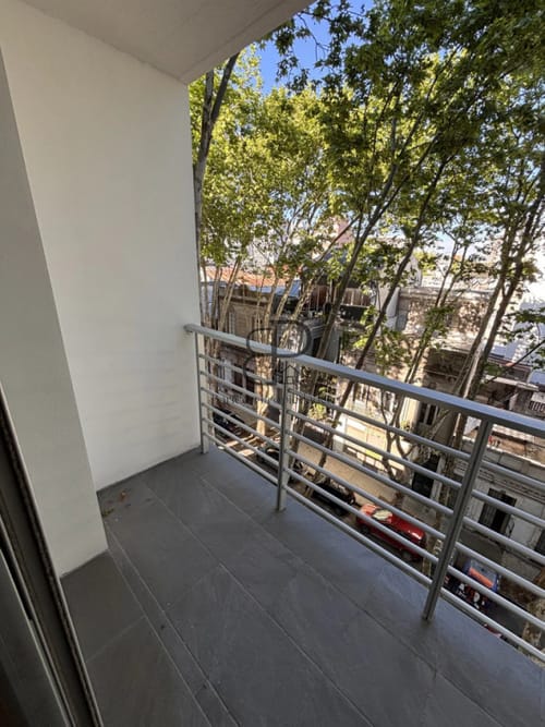 Alquiler Apartamento 1 Dormitorio Tres Crcues con baclon · Foto 2