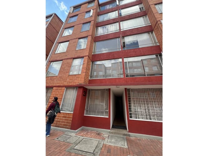 Apartaestudio en arriendo en Florencia, Bogotá, 45 m² · foto 2 de 20