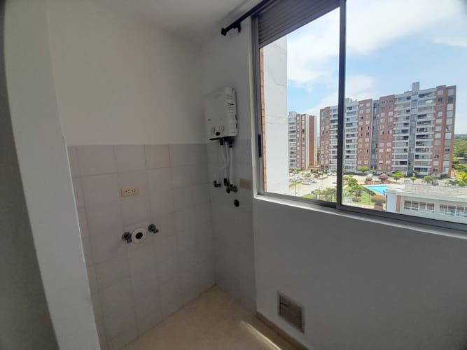 Apartamento de 3 alcobas en arriendo en Valle Del Lili, Cali, 68 m² · foto 8 de 24