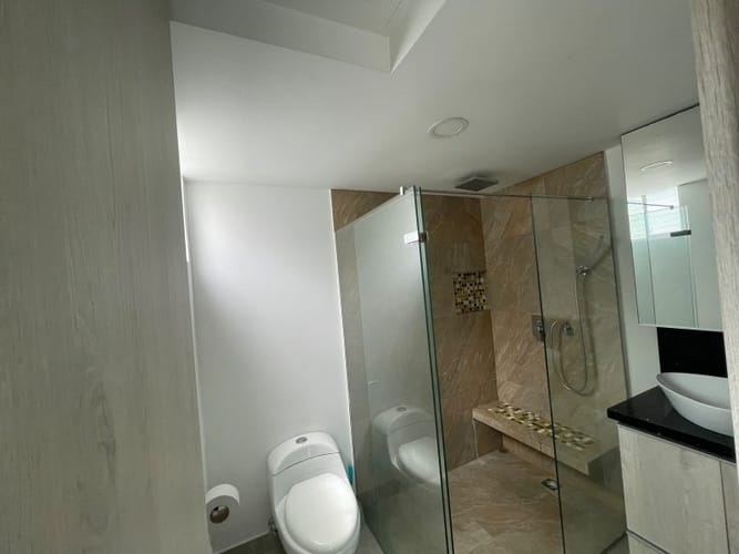 Apartamento de 3 alcobas en arriendo en Los Balsos, Medellín, 180 m² · foto 18 de 19