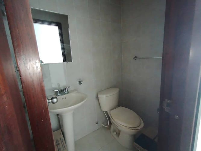 Apartamento de 3 alcobas en arriendo en Manga, Cartagena, 146 m² · foto 9 de 13