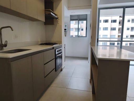 Apartamento de 3 alcobas en arriendo en Las Vegas, Itagüí, 75 m² · foto 2 de 17