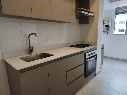 Apartamento de 3 alcobas en arriendo en Las Vegas, Itagüí, 75 m² · foto 4 de 17
