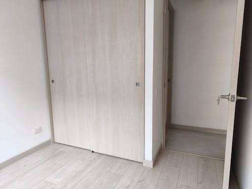 Apartamento de 3 alcobas en arriendo en Las Vegas, Itagüí, 75 m² · foto 13 de 17