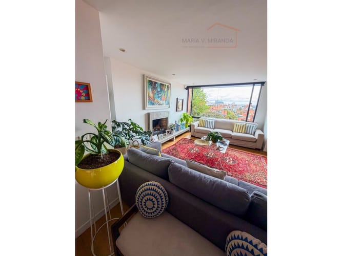 Apartamento de 2 alcobas en arriendo en Los Rosales, Bogotá, 126 m² · foto 3 de 24