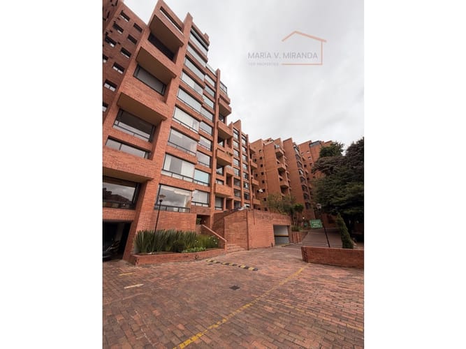 Apartamento de 2 alcobas en arriendo en Los Rosales, Bogotá, 126 m² · foto 6 de 24