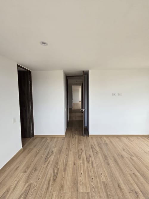 Apartamento de 3 alcobas en arriendo en La Felicidad, Bogotá, 130 m² · foto 5 de 20