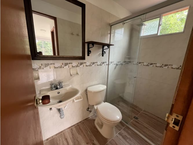 Apartaestudio en arriendo en El Poblado, Medellín, 27 m² · foto 5 de 7