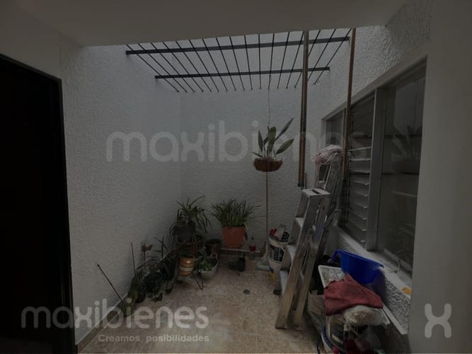 Casa de 4 alcobas en arriendo en Asturias, Itagüí, 300 m² · foto 11 de 22