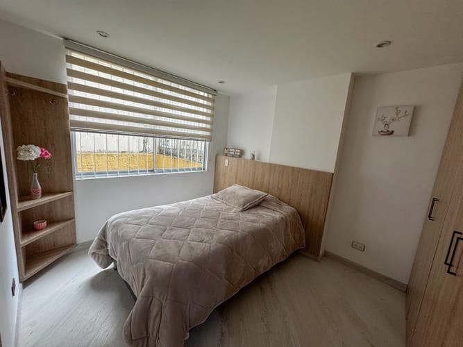 Apartamento de 3 alcobas en venta en Niza Norte, Bogotá, 105 m² · foto 3 de 14