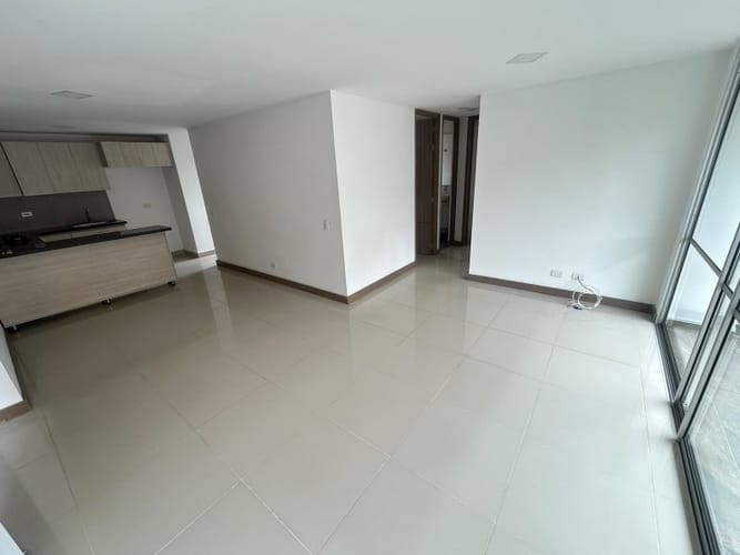 Apartamento de 3 alcobas en arriendo en Señorial, Envigado, 84 m² · foto 6 de 15