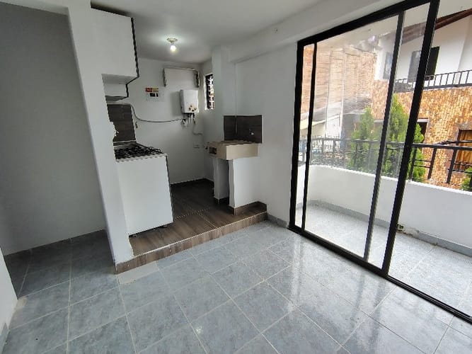 Apartamento de 2 alcobas en arriendo en Florencia, Medellín, 45 m² · foto 3 de 8
