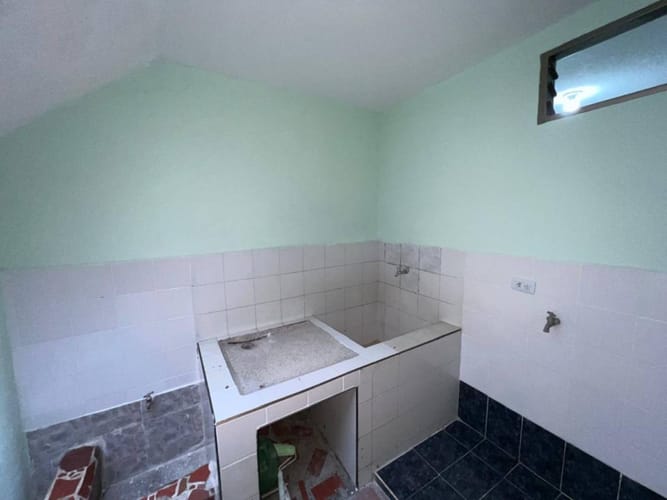 Casa de 3 alcobas en arriendo en Union De Vivienda Popular, Cali, 150 m² · foto 8 de 15