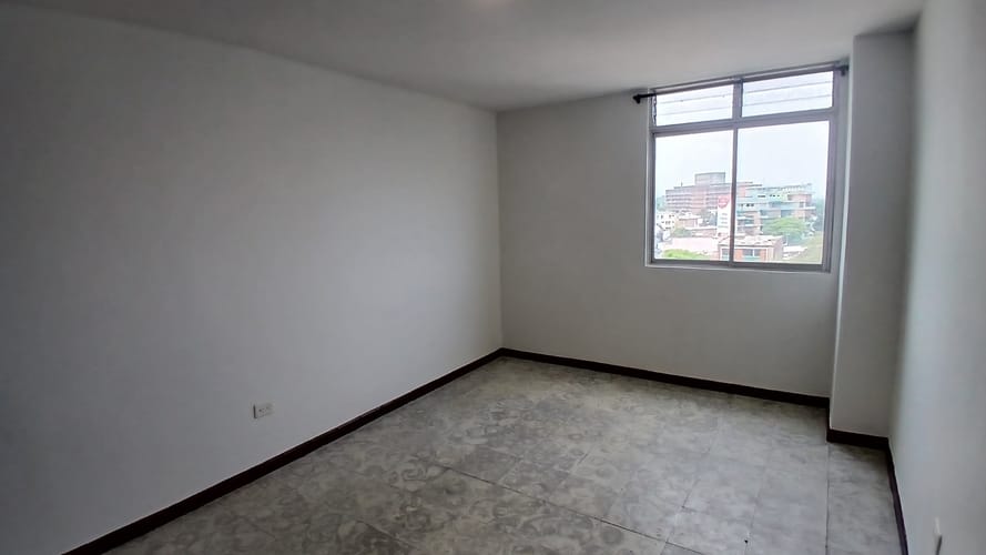Apartamento de 3 alcobas en arriendo en Versalles, Cali, 160 m² · foto 3 de 16