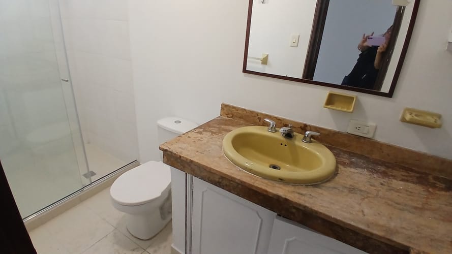 Apartamento de 3 alcobas en arriendo en Versalles, Cali, 160 m² · foto 9 de 16