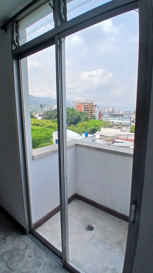 Apartamento de 3 alcobas en arriendo en Versalles, Cali, 160 m² · foto 6 de 16
