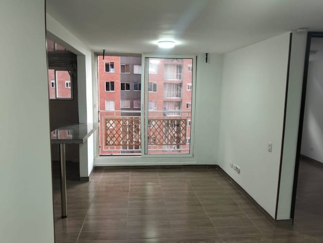 Apartamento de 2 alcobas en arriendo en Agrupacion La Cofradia, Bogotá, 50 m² · foto 2 de 11