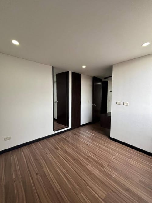 Apartamento de 3 alcobas en venta en Fontibon, Bogotá, 52 m² · foto 4 de 18