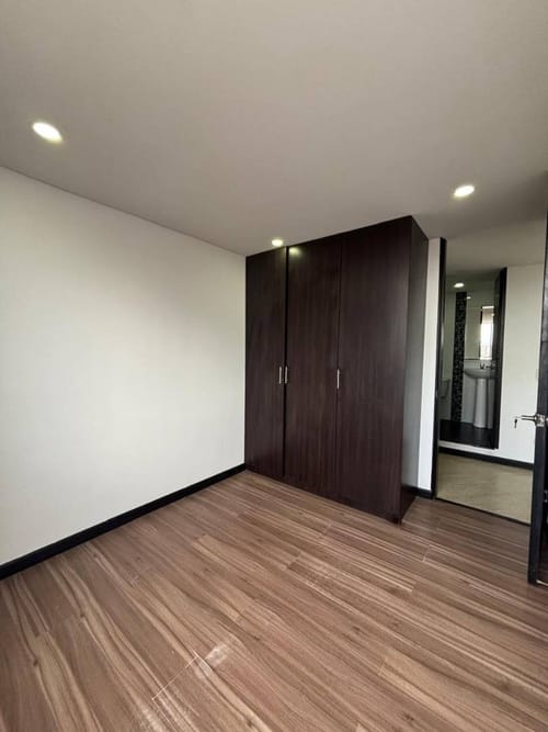 Apartamento de 3 alcobas en venta en Fontibon, Bogotá, 52 m² · foto 7 de 18