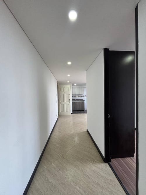 Apartamento de 3 alcobas en venta en Fontibon, Bogotá, 52 m² · foto 10 de 18