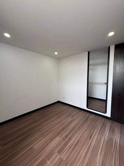 Apartamento de 3 alcobas en venta en Fontibon, Bogotá, 52 m² · foto 13 de 18