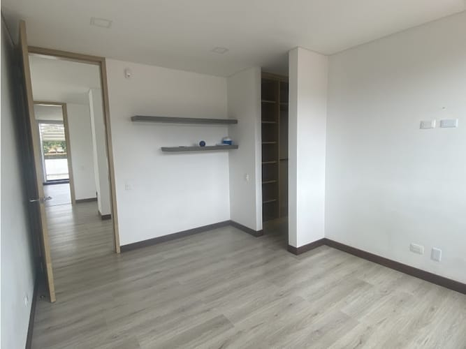 Casa de 4 alcobas en venta en Club Guaymaral, Bogotá, 366 m² · foto 12 de 24