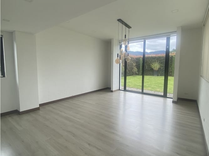 Casa de 4 alcobas en venta en Club Guaymaral, Bogotá, 366 m² · foto 24 de 24