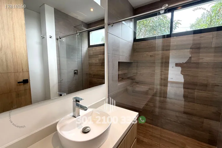 Casa de 3 alcobas en arriendo en Llano Grande, Rionegro, 220 m² · foto 19 de 24