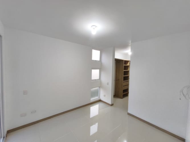 Apartamento de 3 alcobas en arriendo en Ciudad Pacífica, Cali, 80 m² · foto 10 de 19