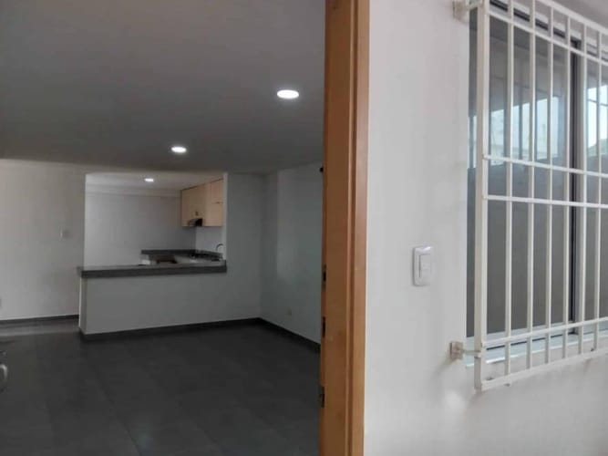 Apartamento de 2 alcobas en arriendo en Pie De La Popa, Cartagena, 102 m² · foto 2 de 9