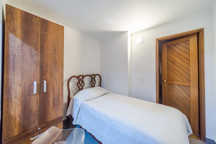 Apartamento de 3 alcobas en venta en Los Rosales, Bogotá, 173 m² · foto 15 de 24