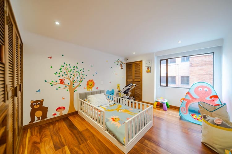 Apartamento de 3 alcobas en venta en Los Rosales, Bogotá, 173 m² · foto 16 de 24